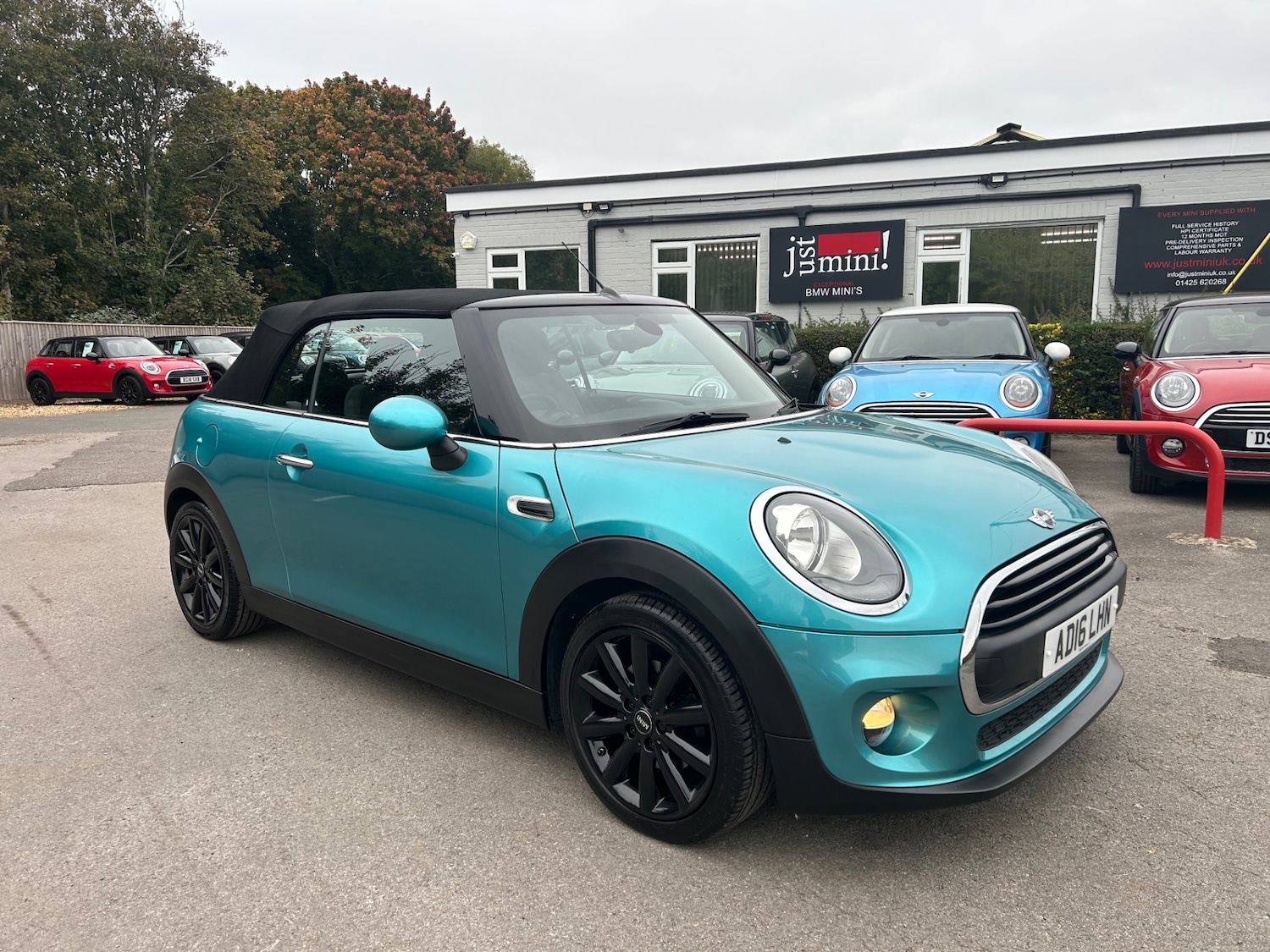 Used MINI Convertible 2016 for sale - 76078915: Photo 2