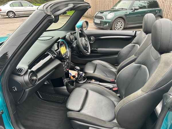 Used MINI Convertible 2016 for sale - 76078915: Photo 20