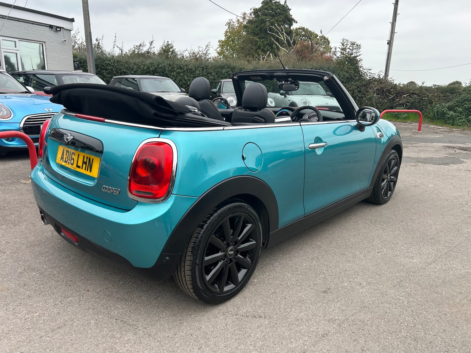 Used MINI Convertible 2016 for sale - 76078915: Photo 5