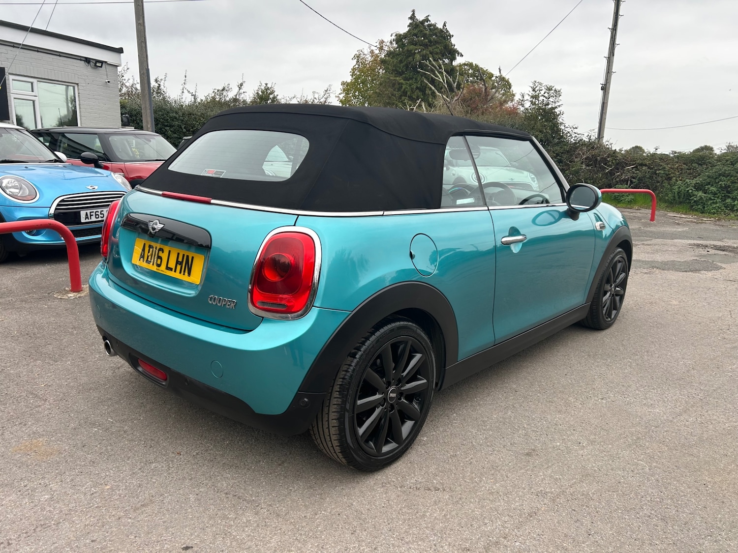 Used MINI Convertible 2016 for sale - 76078915: Photo 6