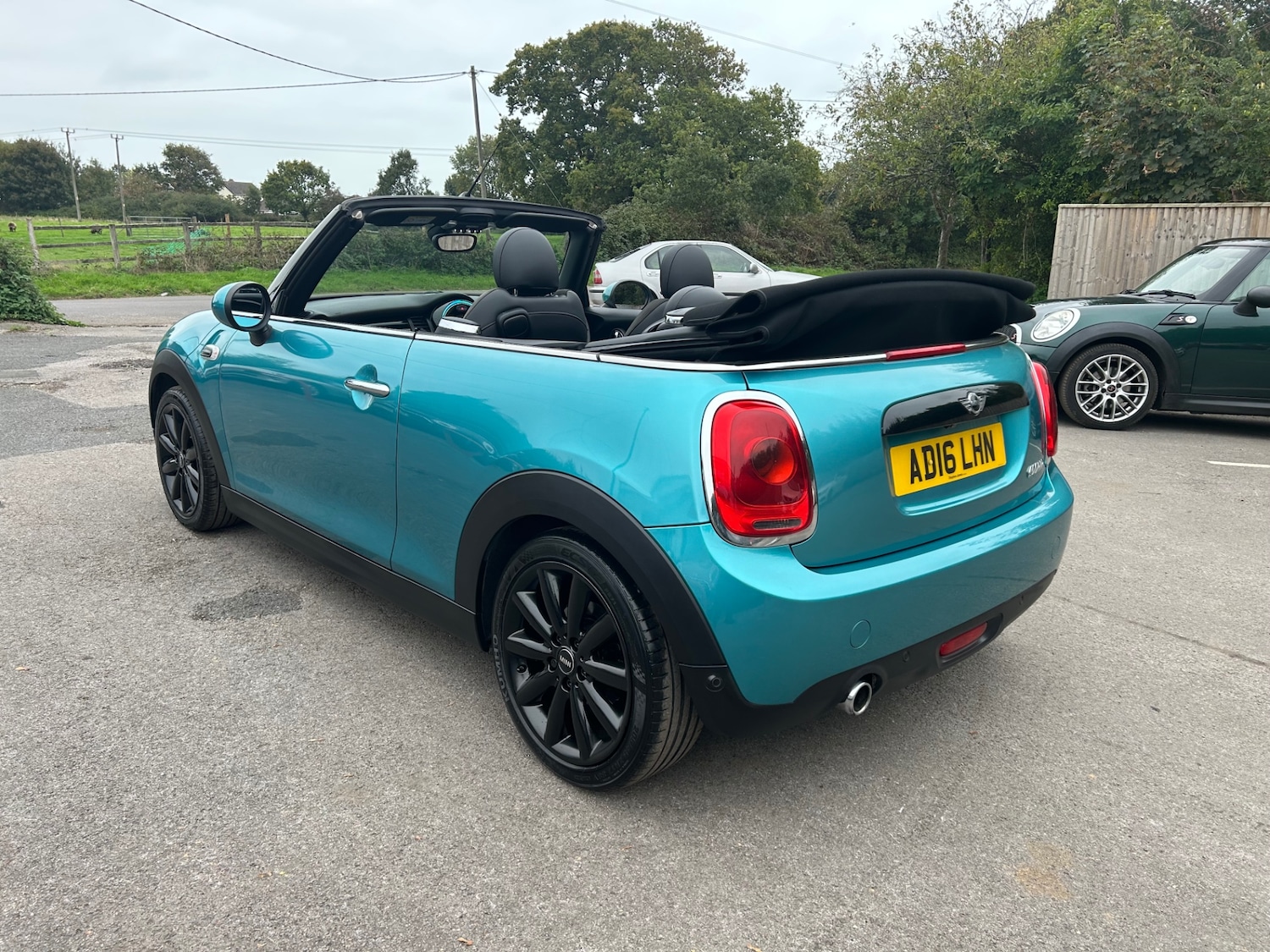 Used MINI Convertible 2016 for sale - 76078915: Photo 9