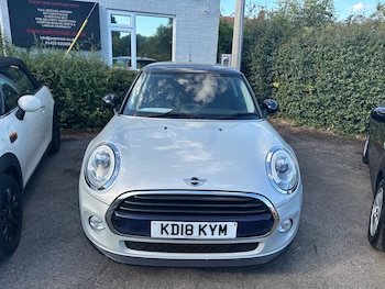 Used MINI Hatch 2018 for sale - 79469381: Photo