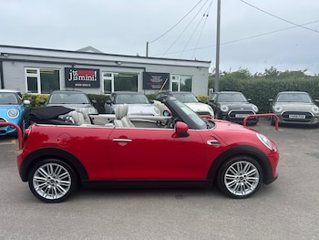 Used MINI Convertible 2018 for sale - 78813906: Photo