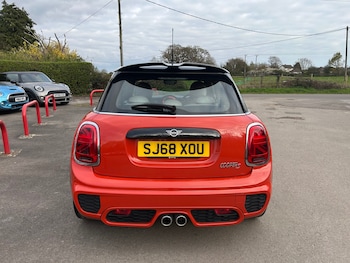 Used MINI Hatch 2018 for sale - 78054330: Photo