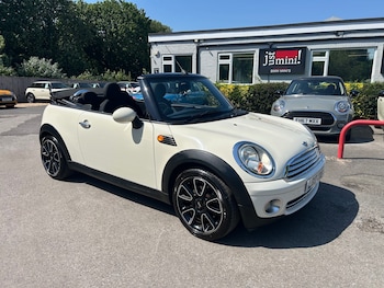 Used MINI Convertible 2010 for sale - 79007568: Photo
