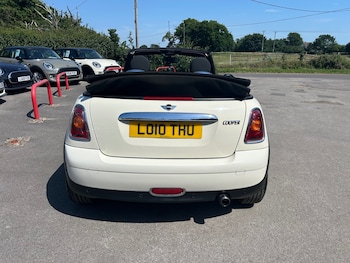 Used MINI Convertible 2010 for sale - 79007568: Photo