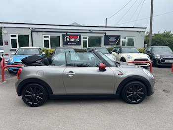 Used MINI Convertible 2016 for sale - 78813911: Photo