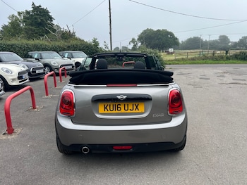 Used MINI Convertible 2016 for sale - 78813911: Photo