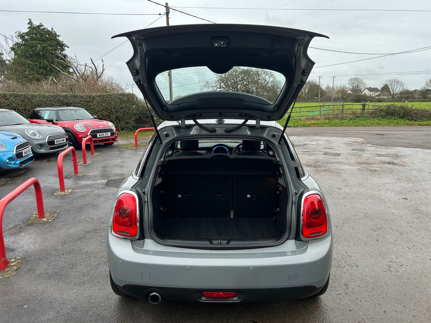 Used MINI Hatch 2017 for sale - 76740799: Photo 5