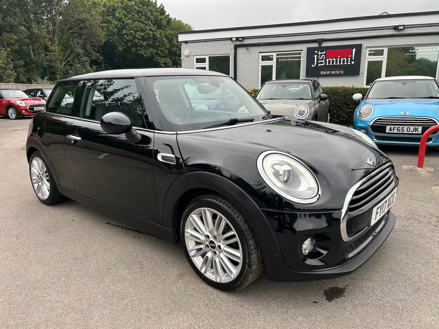 Used MINI Hatch 2017 for sale - 75471006: Photo 1