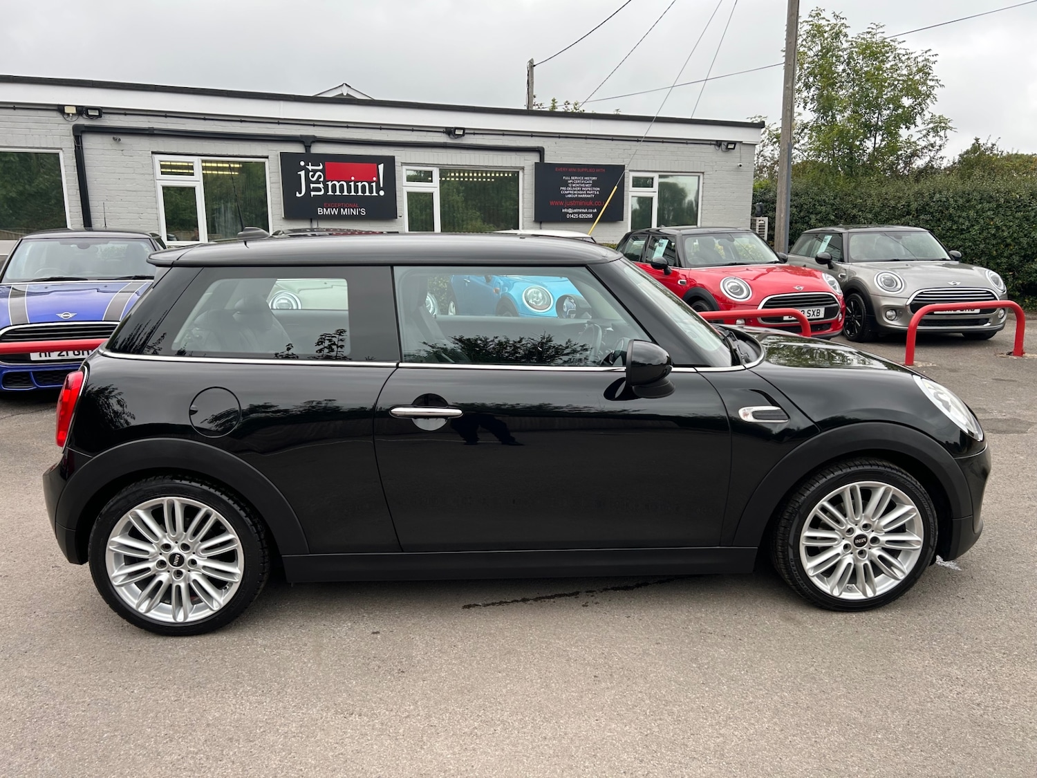 Used MINI Hatch 2017 for sale - 75471006: Photo 2