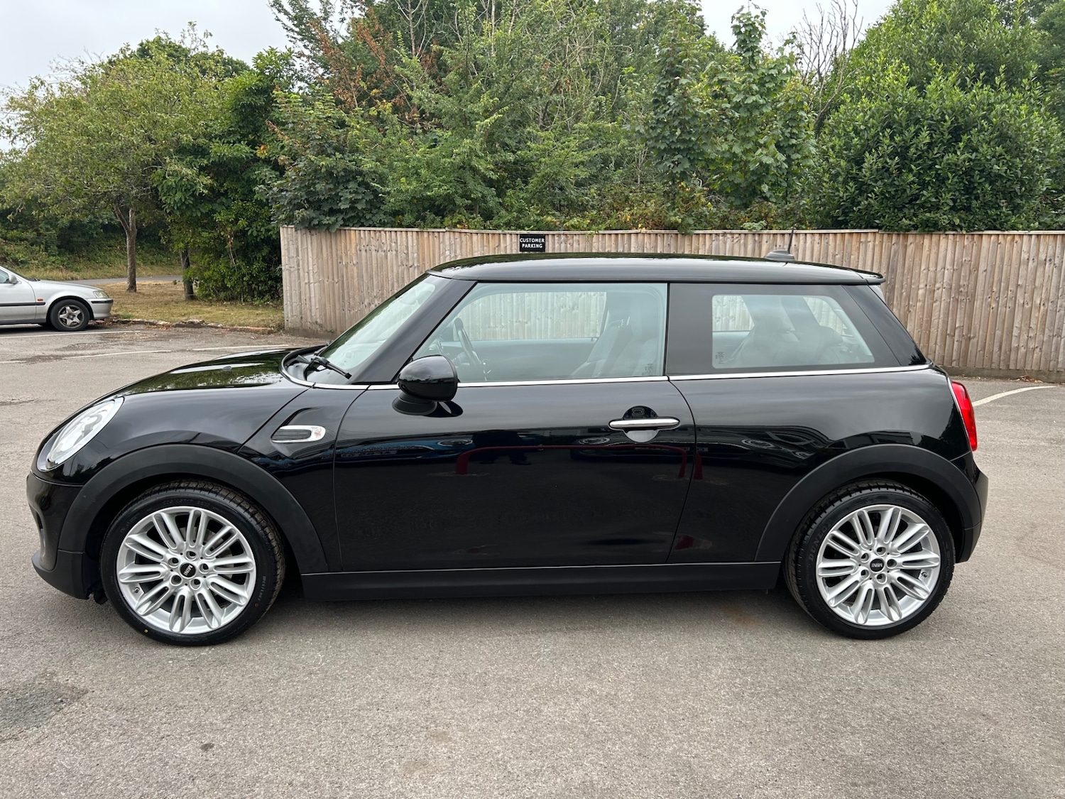 Used MINI Hatch 2017 for sale - 75471006: Photo 8
