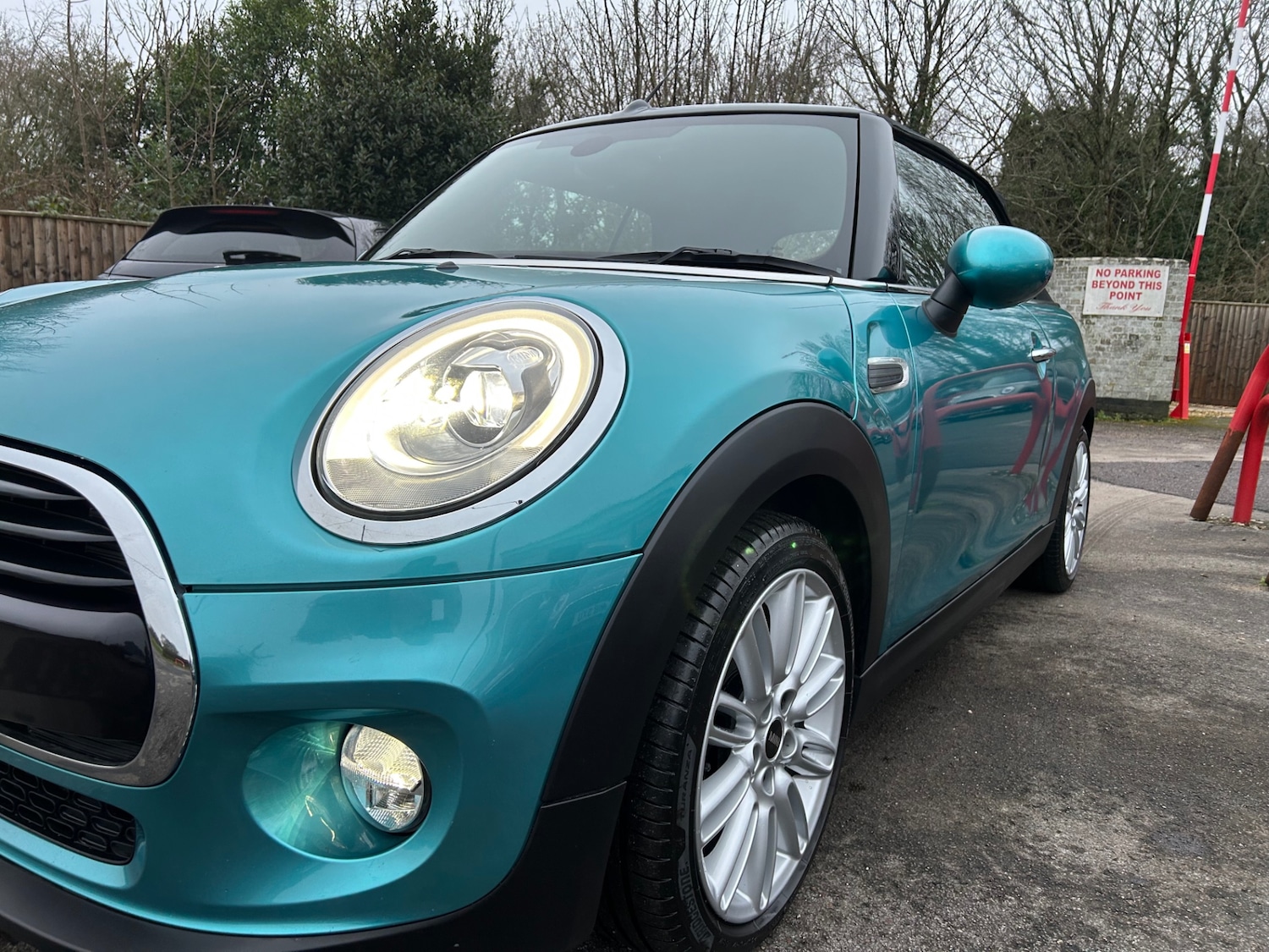 Used MINI Convertible 2018 for sale - 77195920: Photo 17