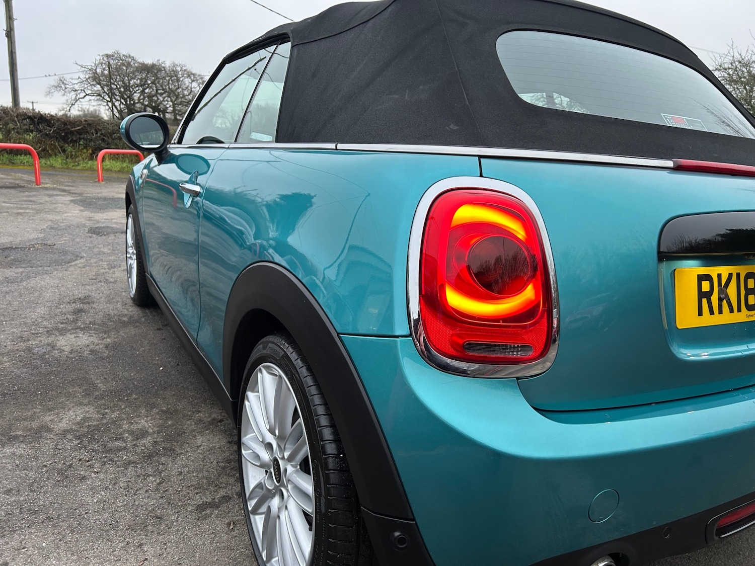 Used MINI Convertible 2018 for sale - 77195920: Photo 18