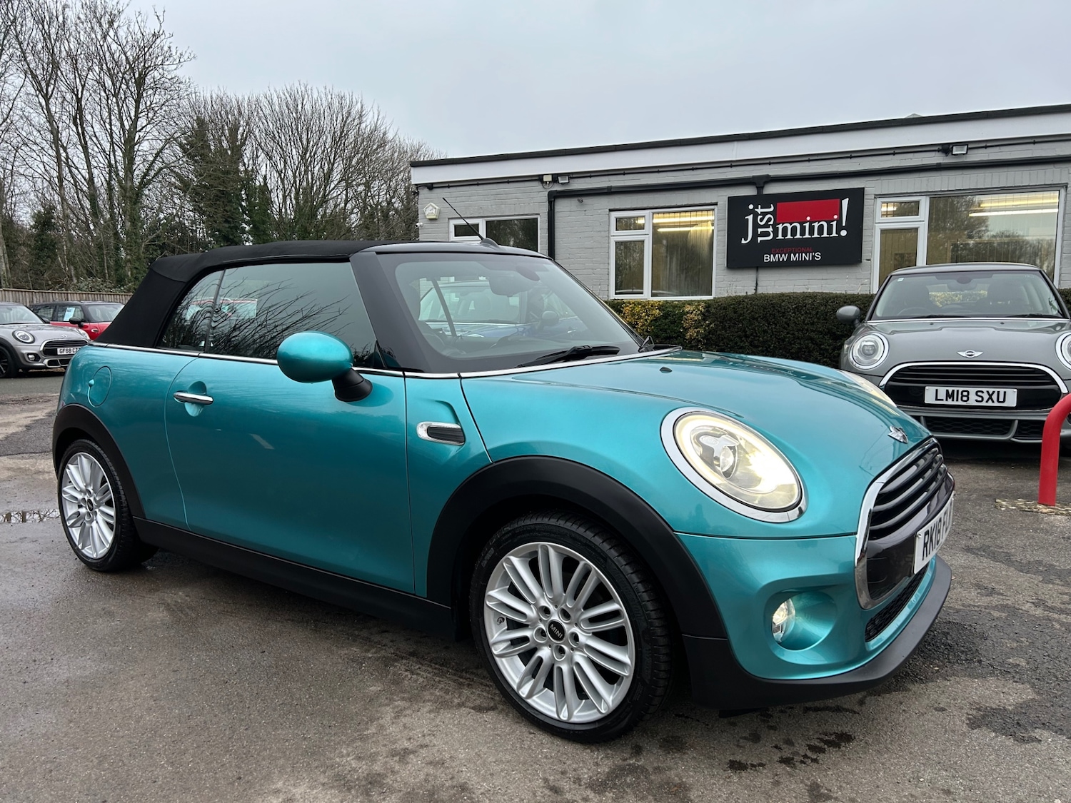 Used MINI Convertible 2018 for sale - 77195920: Photo 8