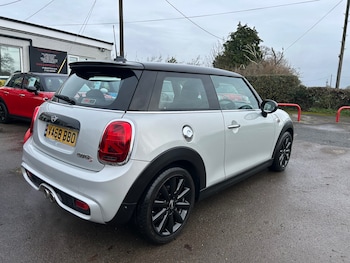 Used MINI Hatch 2018 for sale - 76740952: Photo