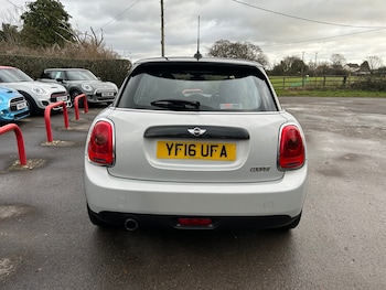 Used MINI Hatch 2016 for sale - 76931552: Photo