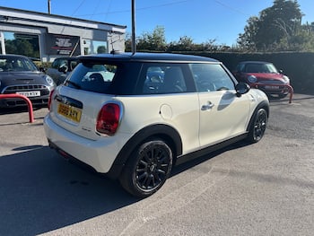 Used MINI Hatch 2018 for sale - 79605385: Photo