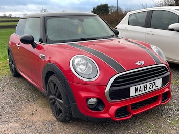 Used MINI Hatch 2018 for sale - 76711916: Photo