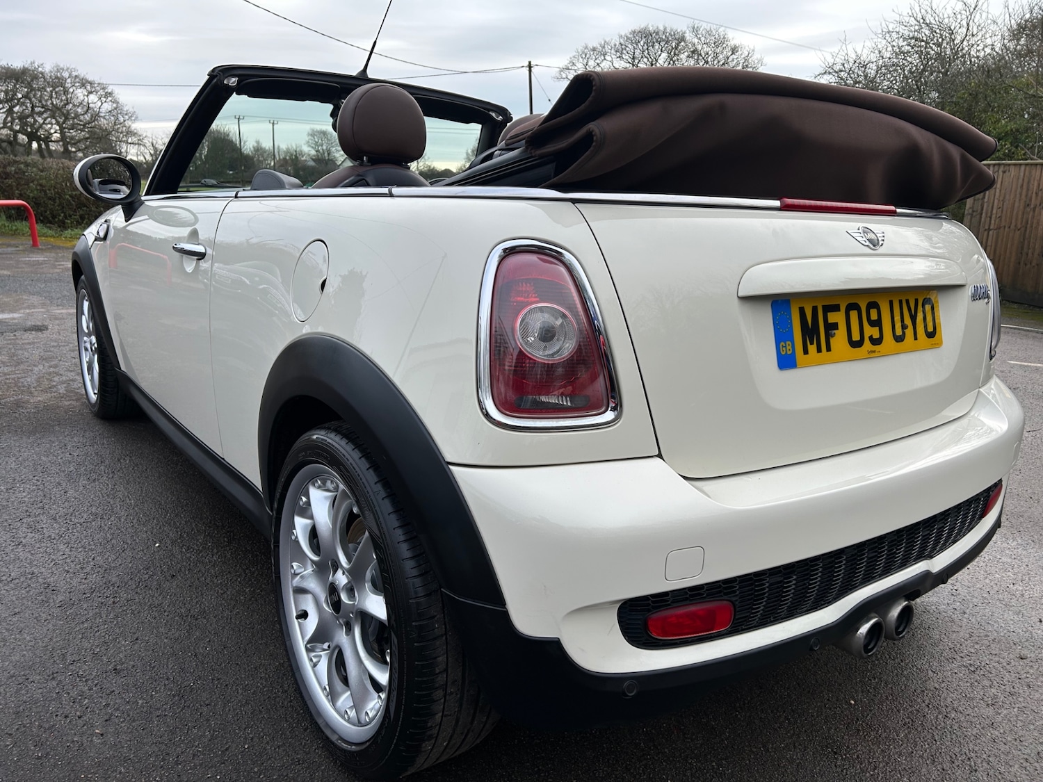Used MINI Convertible 2009 for sale - 77195750: Photo 11