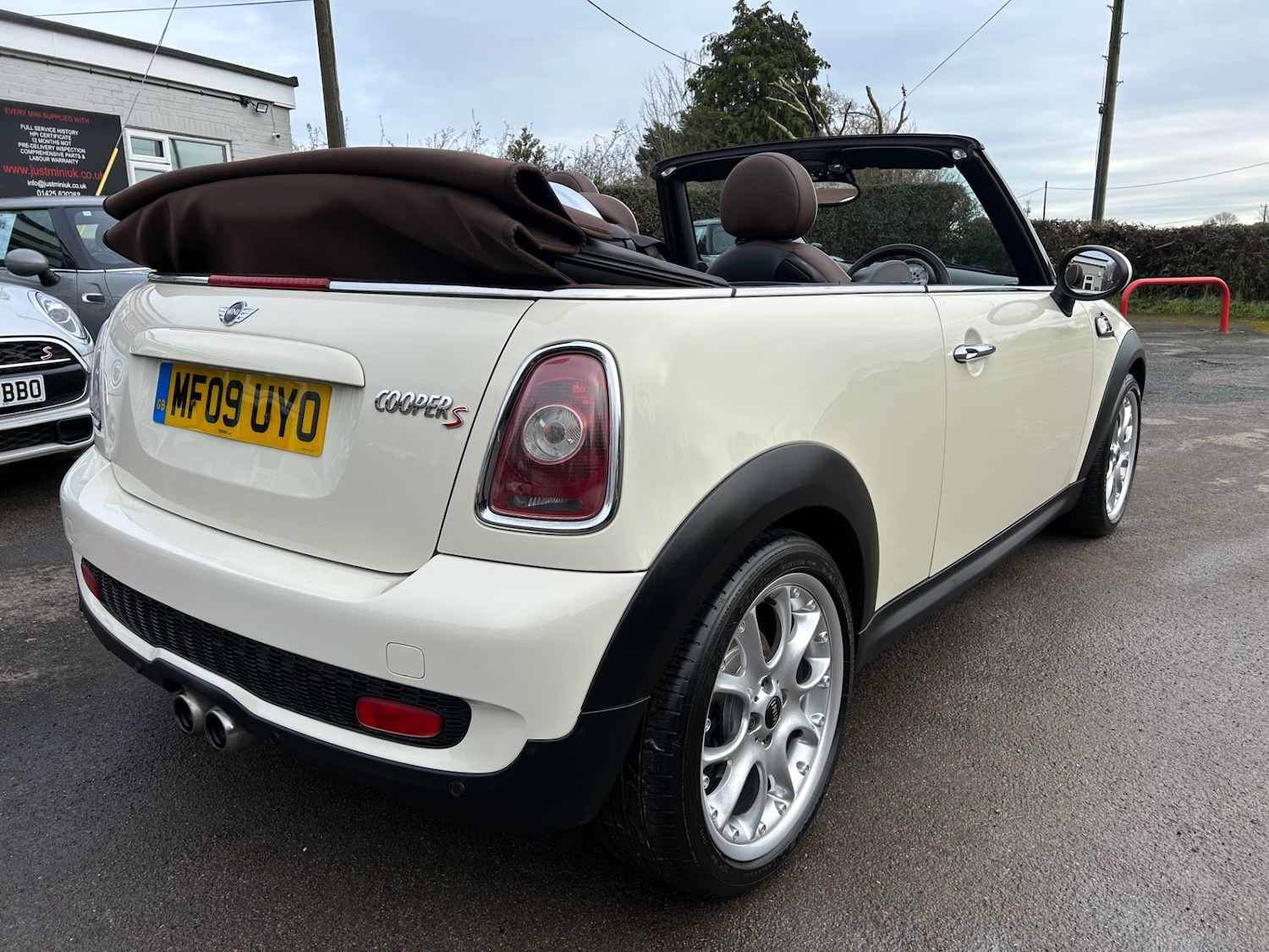 Used MINI Convertible 2009 for sale - 77195750: Photo 12