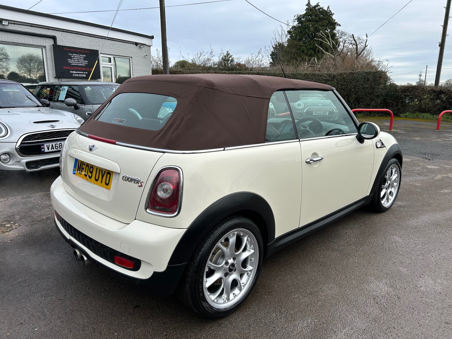 Used MINI Convertible 2009 for sale - 77195750: Photo 15
