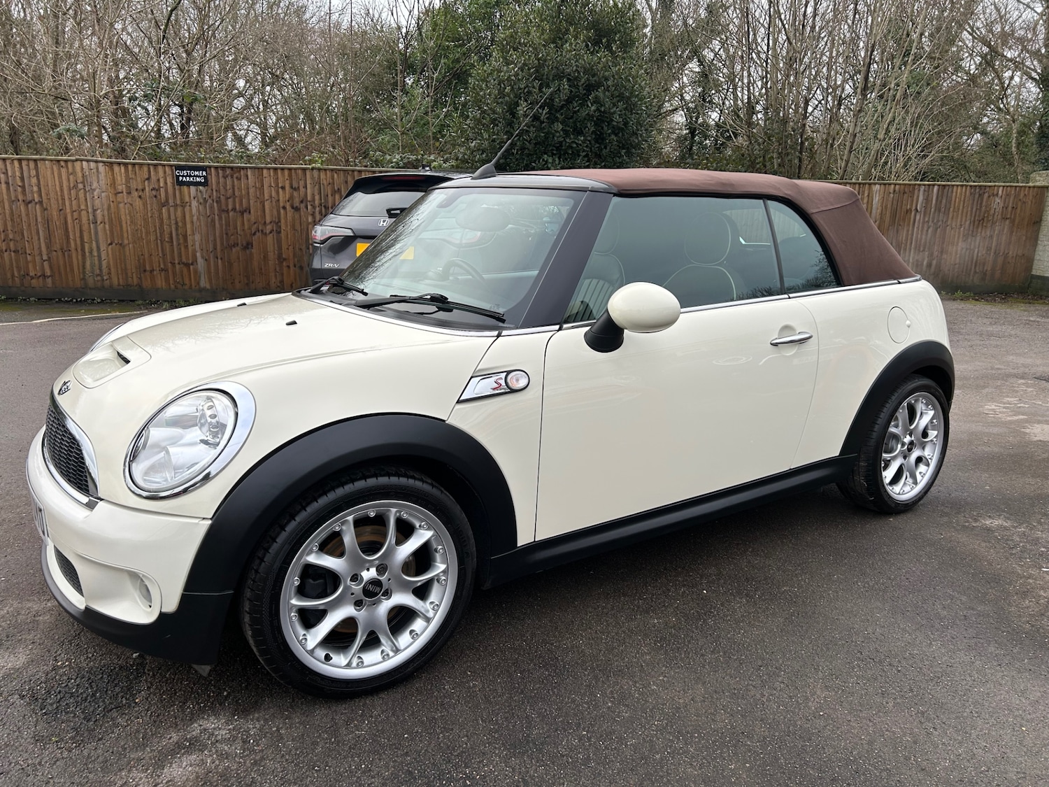 Used MINI Convertible 2009 for sale - 77195750: Photo 18