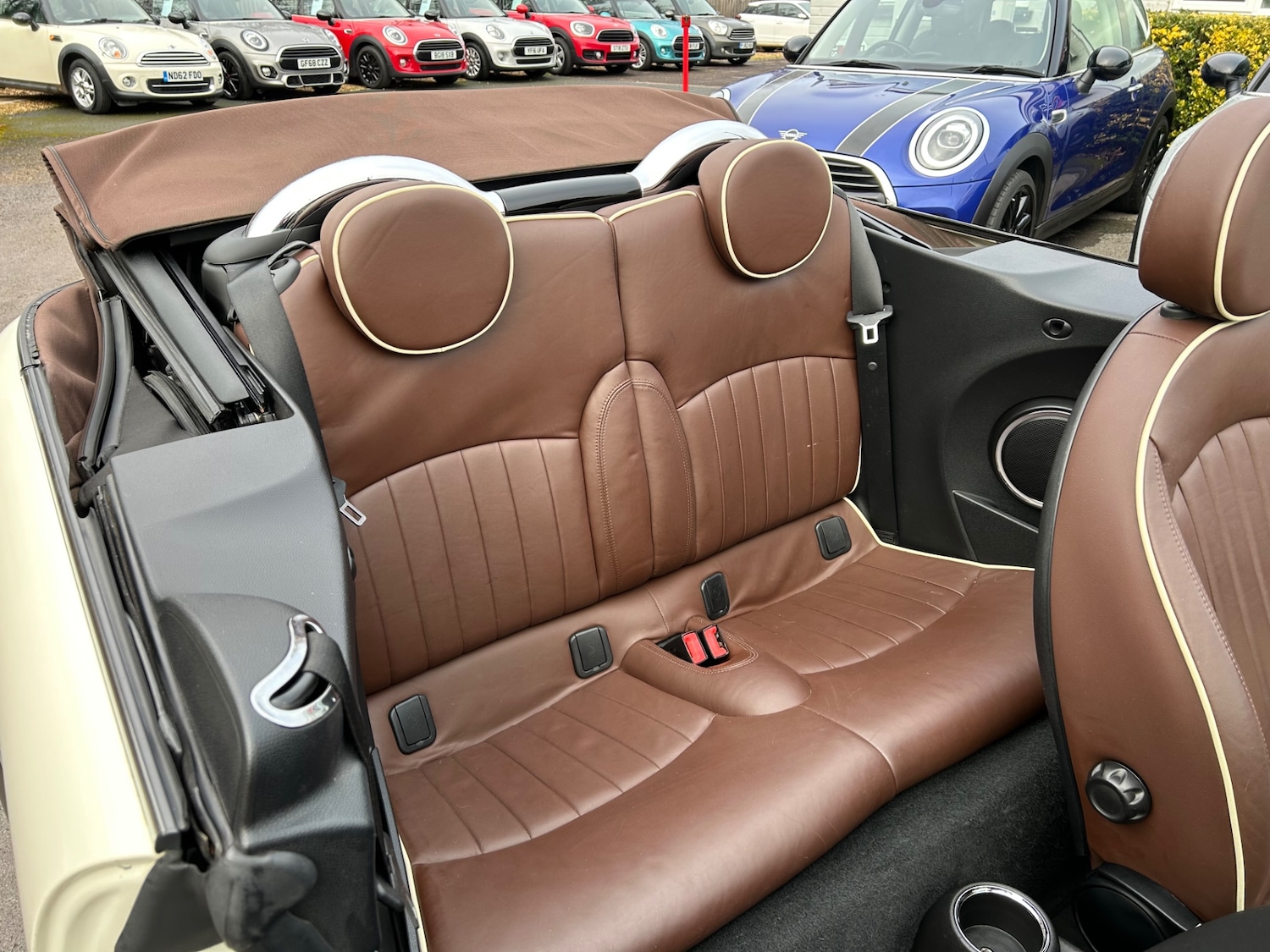 Used MINI Convertible 2009 for sale - 77195750: Photo 19