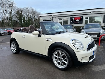 MINI Convertible feature image