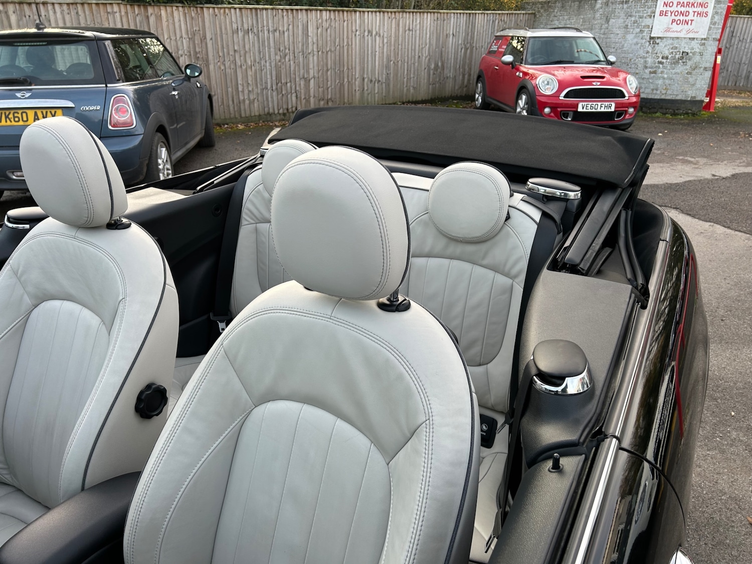 Used MINI Convertible 2017 for sale - 76543077: Photo 13