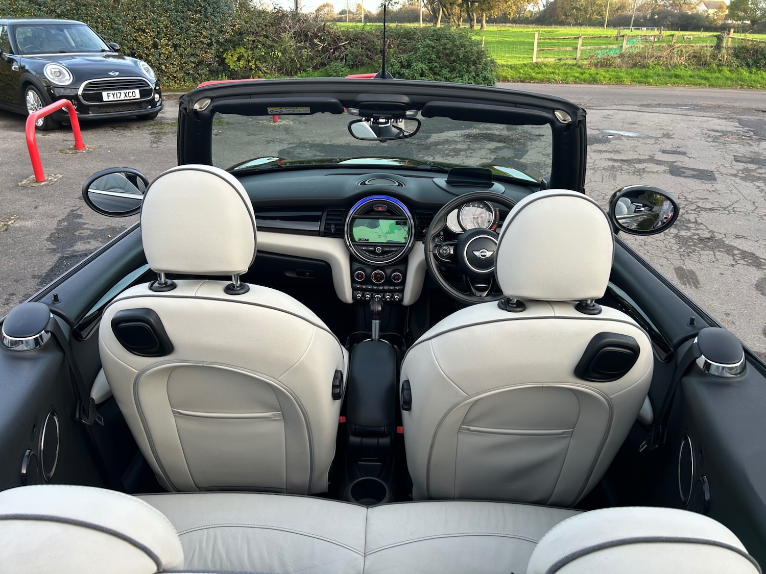 Used MINI Convertible 2017 for sale - 76543077: Photo 14