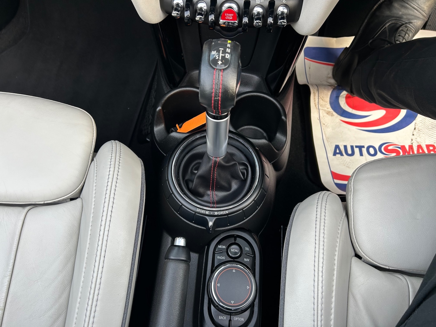 Used MINI Convertible 2017 for sale - 76543077: Photo 22