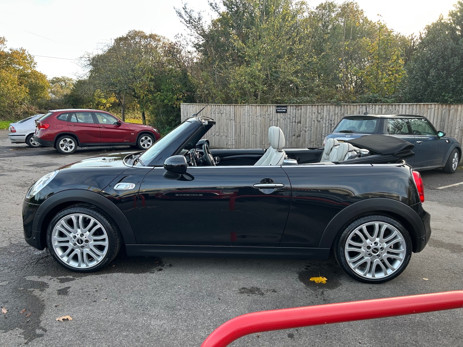 Used MINI Convertible 2017 for sale - 76543077: Photo 6