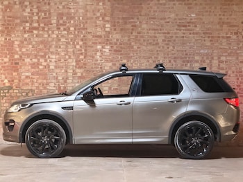 Used Land Rover Discovery Sport 2017 for sale - 79440507: Photo