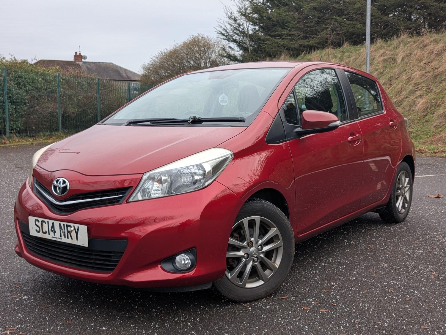 Used Toyota Yaris 2014 for sale - 77326217: Photo 11