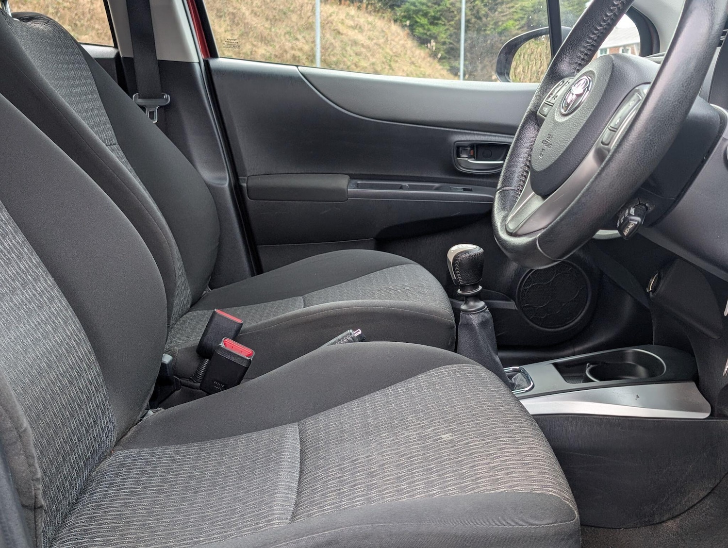 Used Toyota Yaris 2014 for sale - 77326217: Photo 17