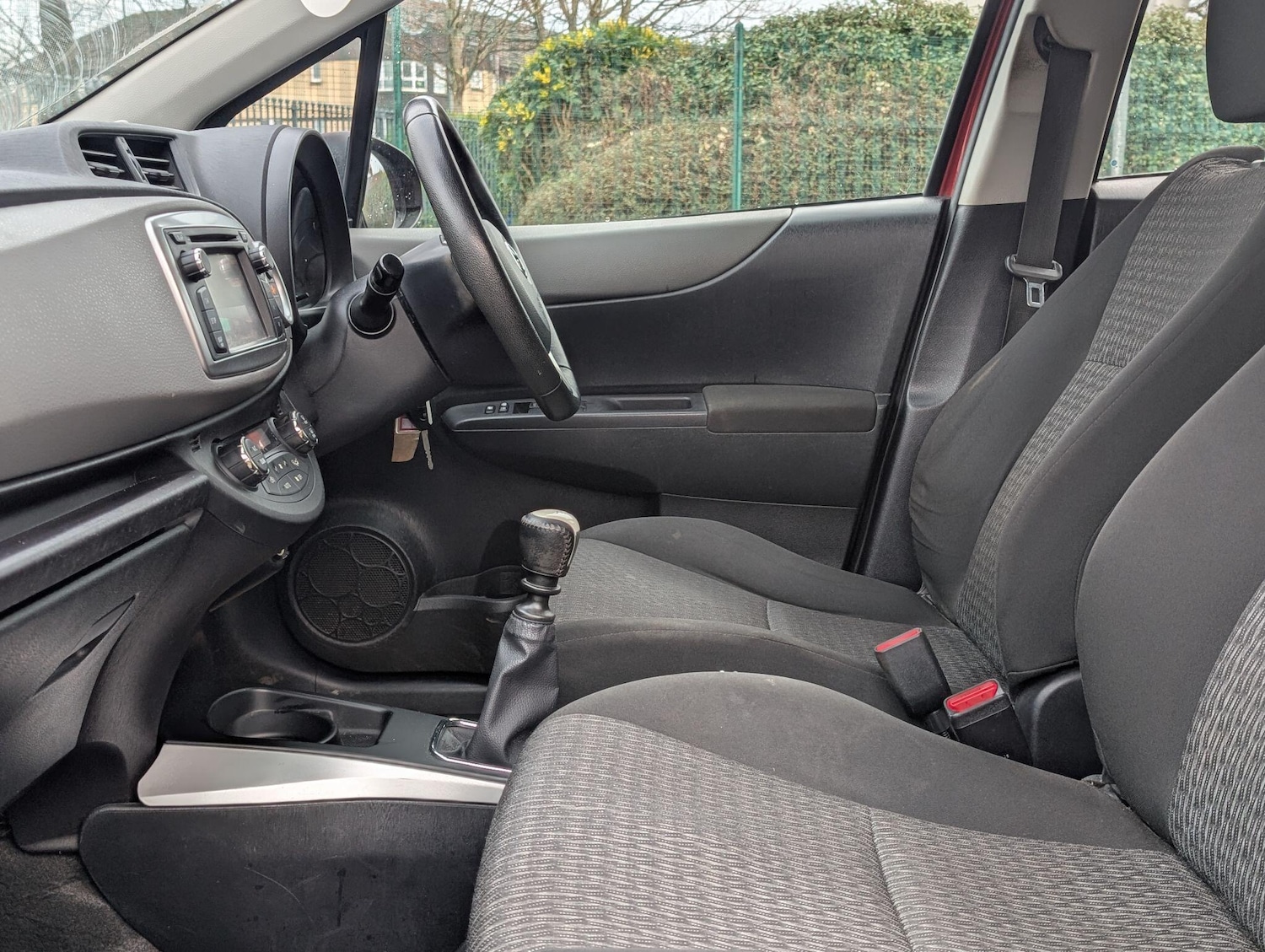 Used Toyota Yaris 2014 for sale - 77326217: Photo 19