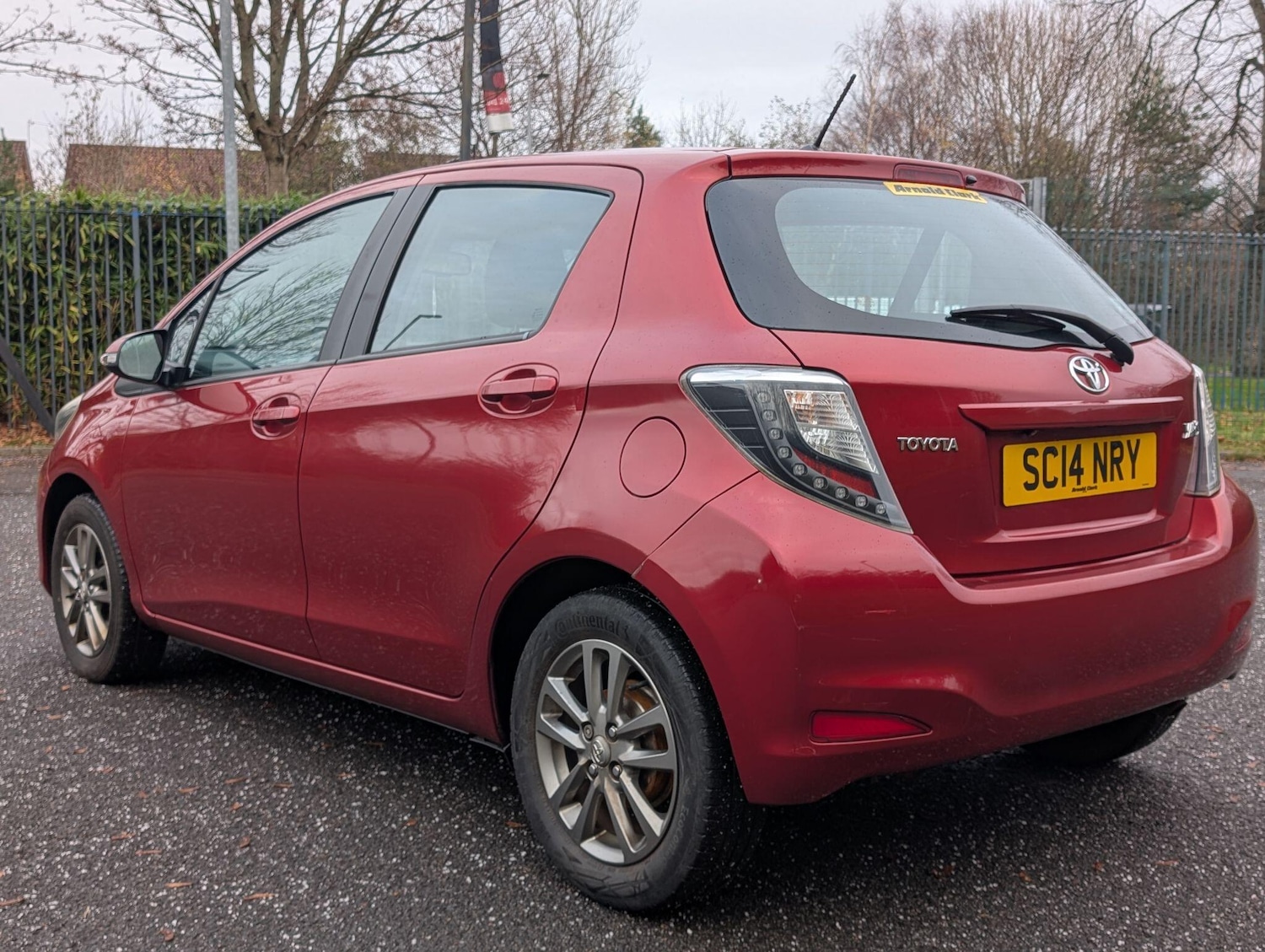 Used Toyota Yaris 2014 for sale - 77326217: Photo 2