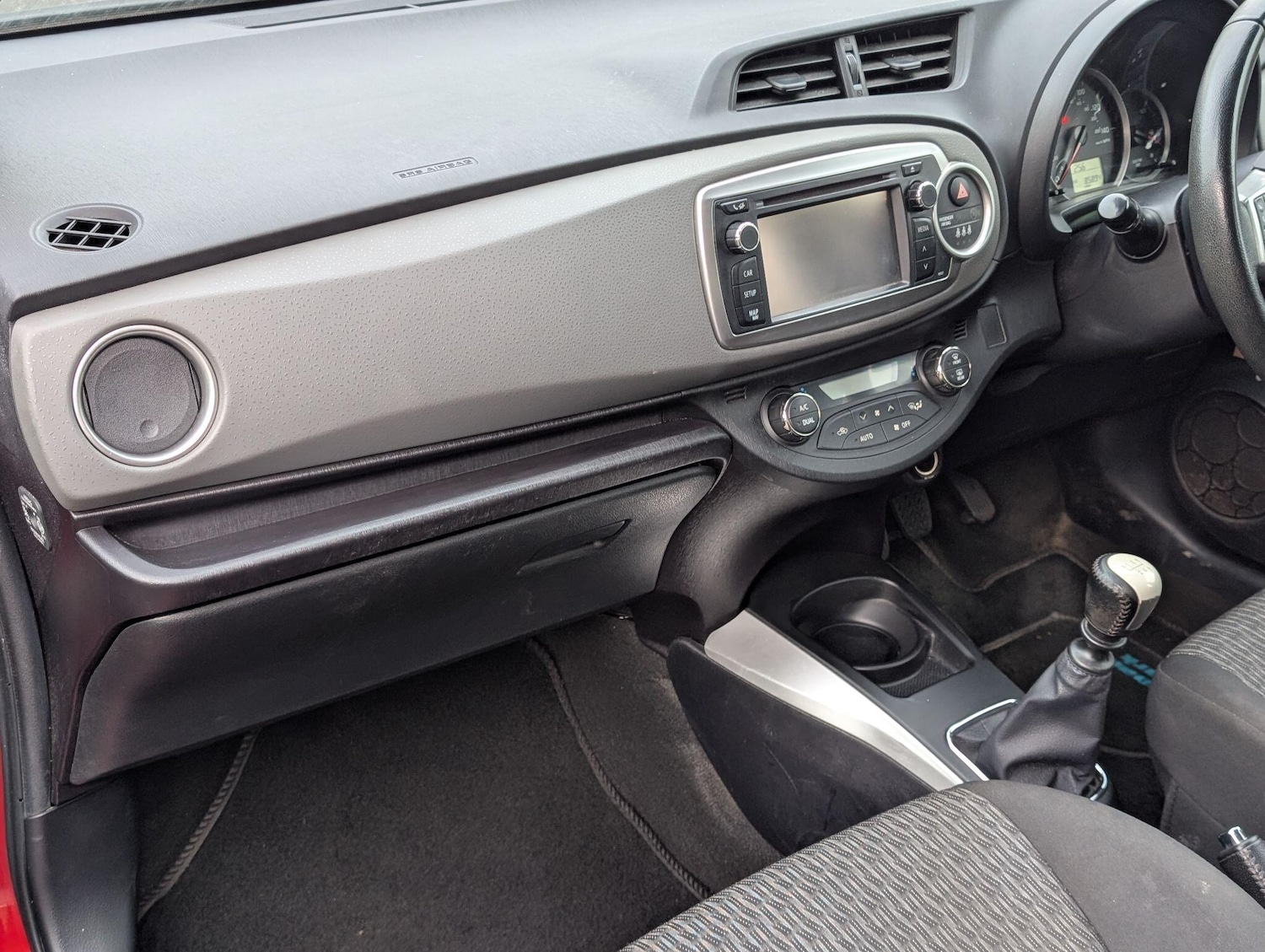 Used Toyota Yaris 2014 for sale - 77326217: Photo 20