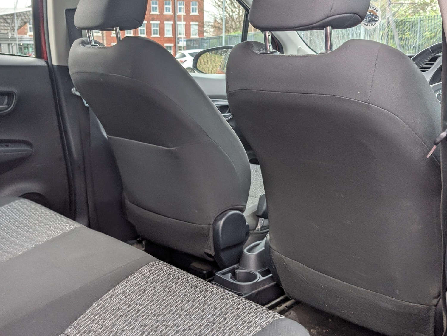 Used Toyota Yaris 2014 for sale - 77326217: Photo 39