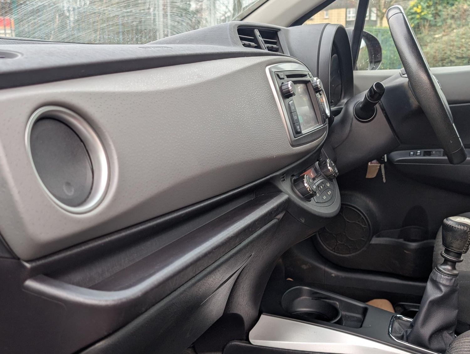 Used Toyota Yaris 2014 for sale - 77326217: Photo 49