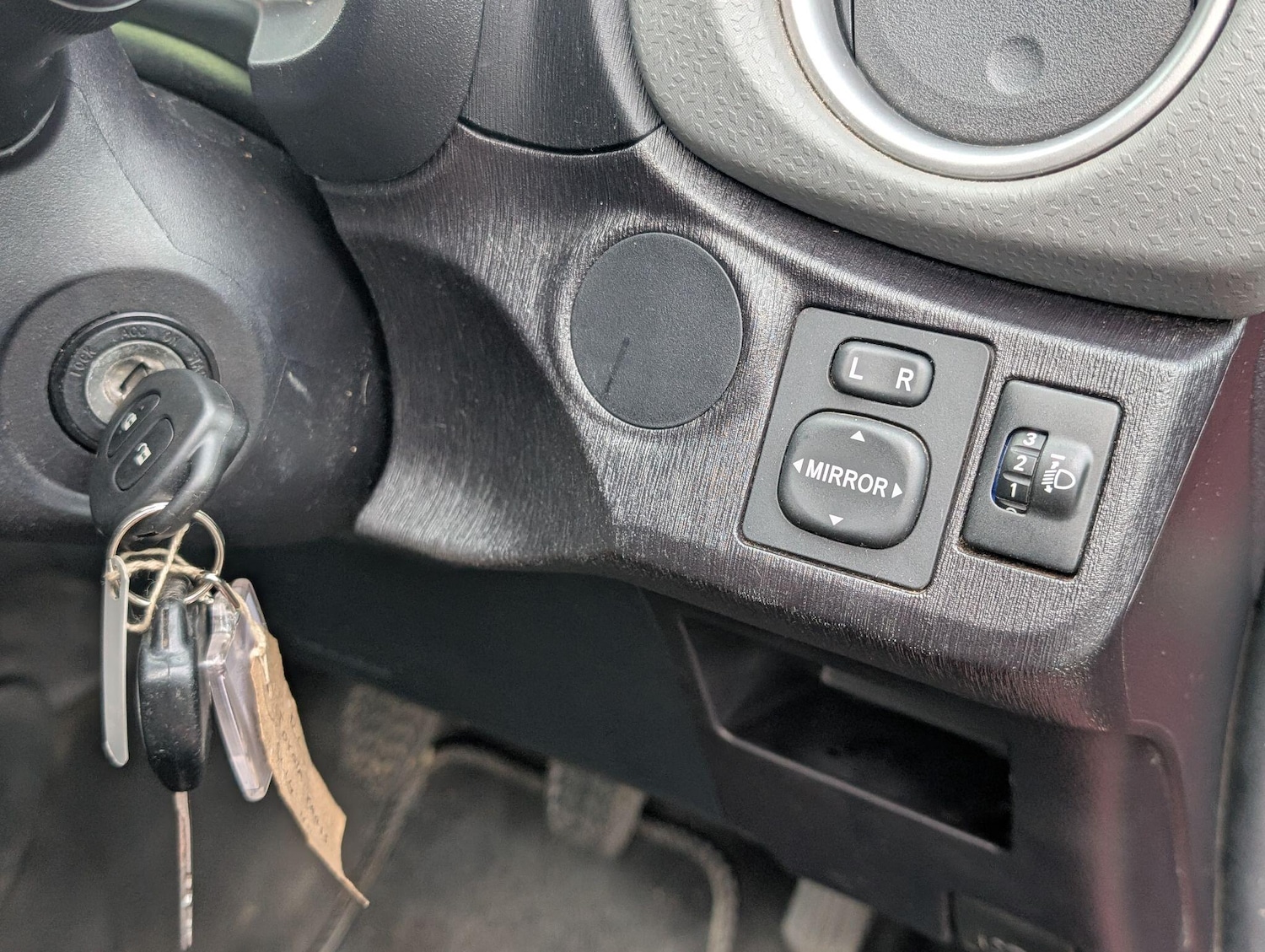 Used Toyota Yaris 2014 for sale - 77326217: Photo 53