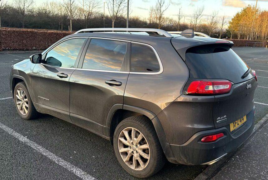 Used Jeep Cherokee for sale - 77671747: Photo 3