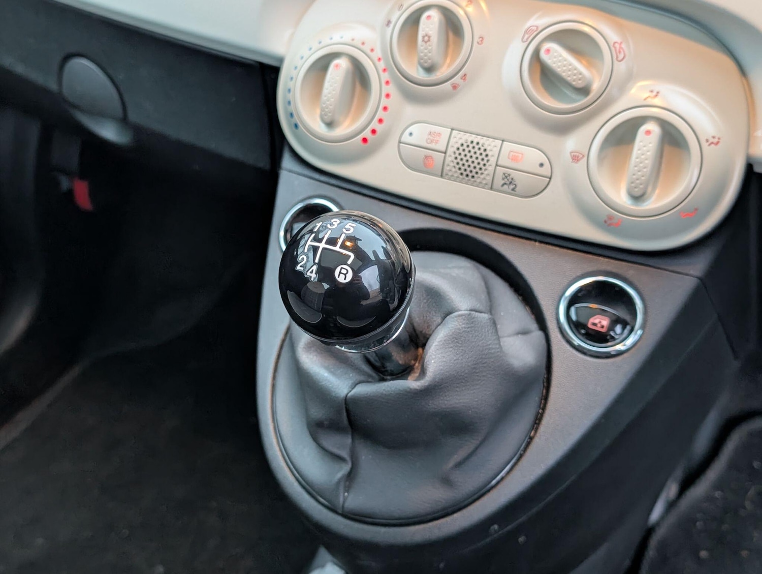 Used Fiat 500 2018 for sale - 77331051: Photo 26