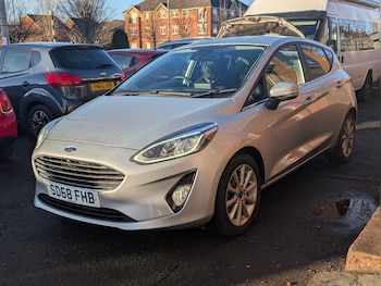 Used Ford Fiesta 2018 for sale - 77326244: Photo