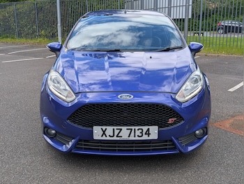 Used Ford Fiesta 2015 for sale - 78586406: Photo