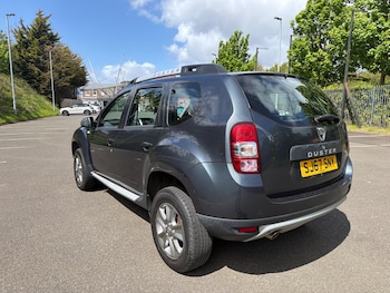 Used Dacia Duster 2017 for sale - 78562256: Photo