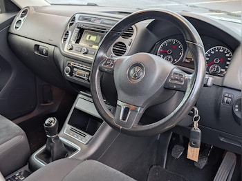 Used Volkswagen Tiguan 2014 for sale - 77326226: Photo
