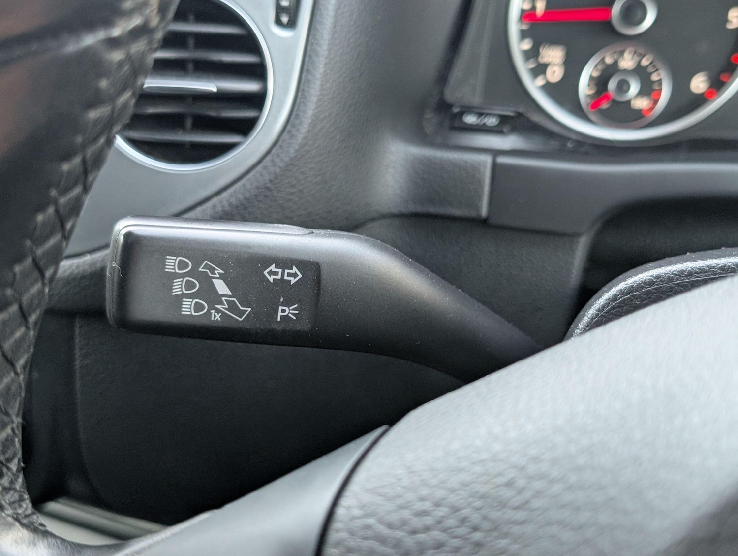 Used Volkswagen Tiguan 2014 for sale - 77326226: Photo 53