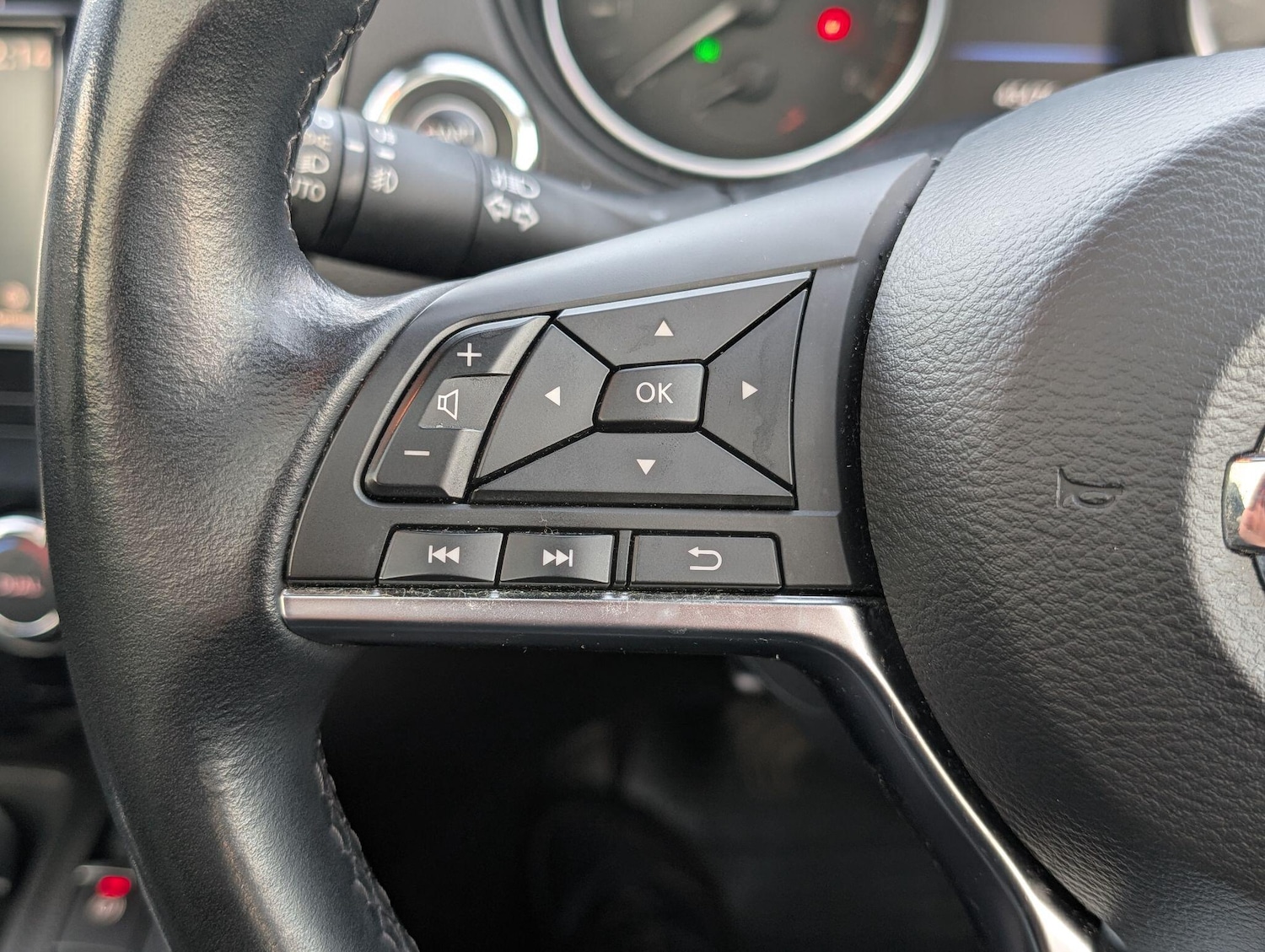 Used Nissan Qashqai for sale - 77326216: Photo 54